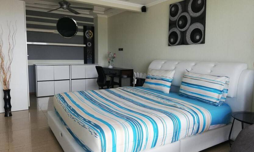 Blue Ocean Suite