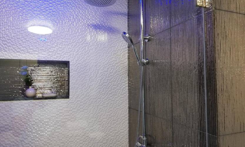 Blue Ocean Suite