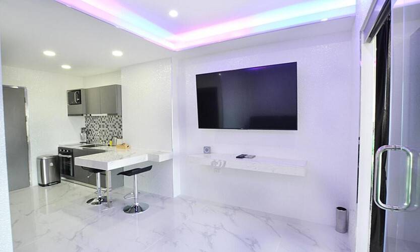 Blue Ocean Suite