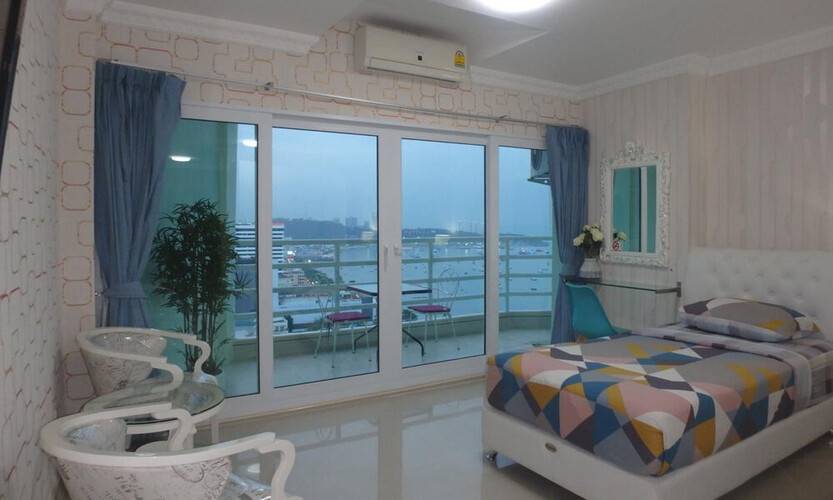 Blue Ocean Suite