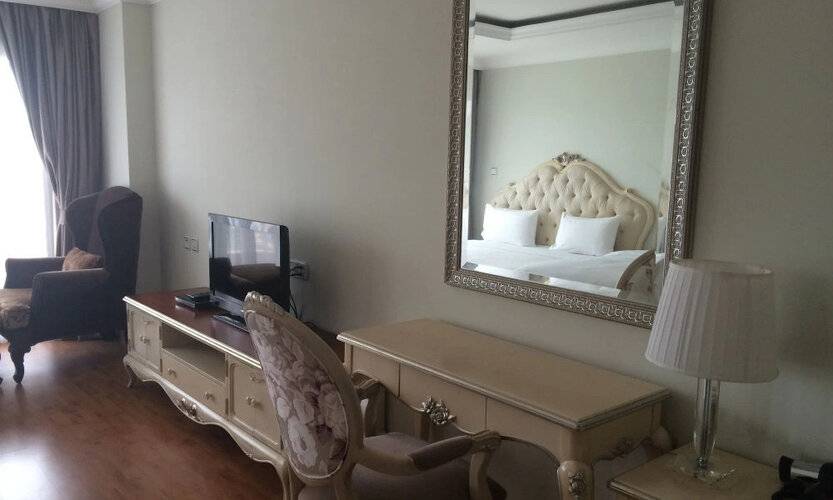Lk Noble Suite