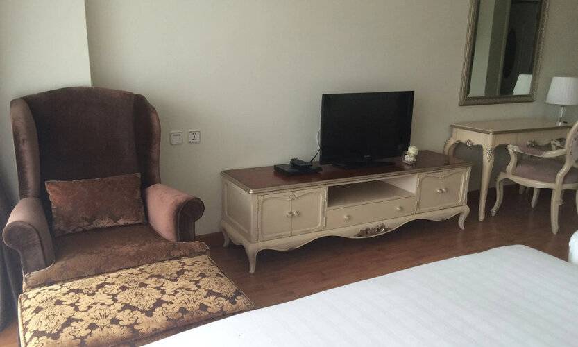 Lk Noble Suite