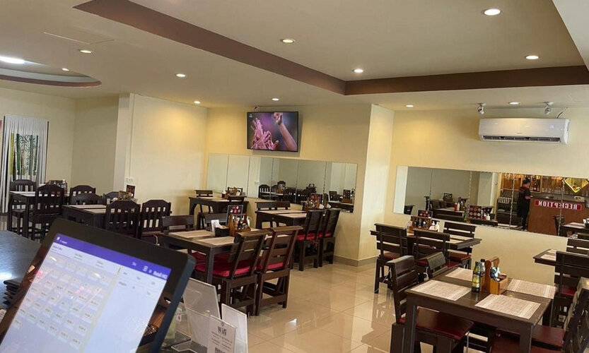 Malee House And Restaurant
