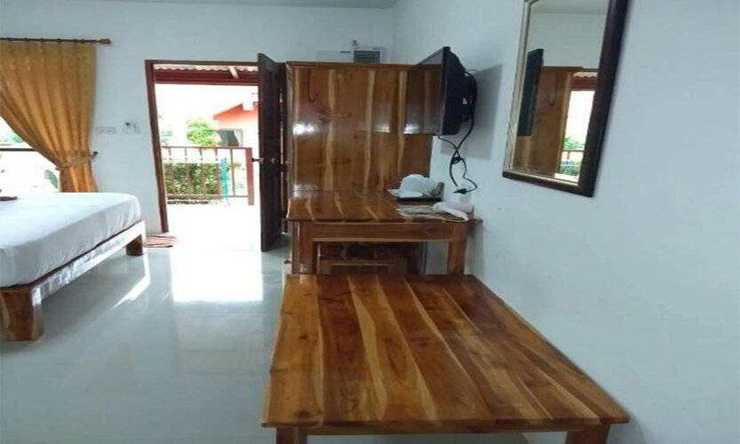 Lanta Cottage
