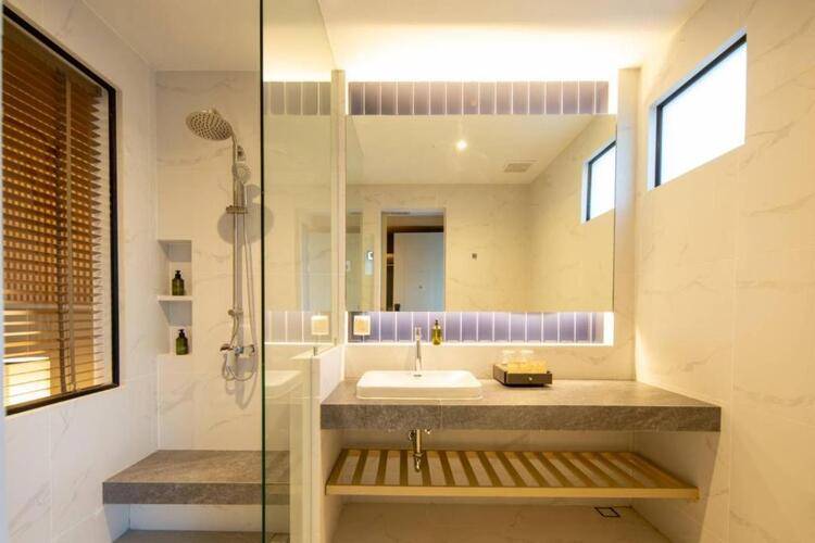 Lalynn Resort & Villas