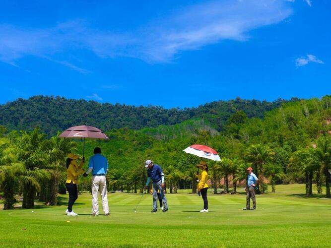 Katathong Golf Resort And Spa