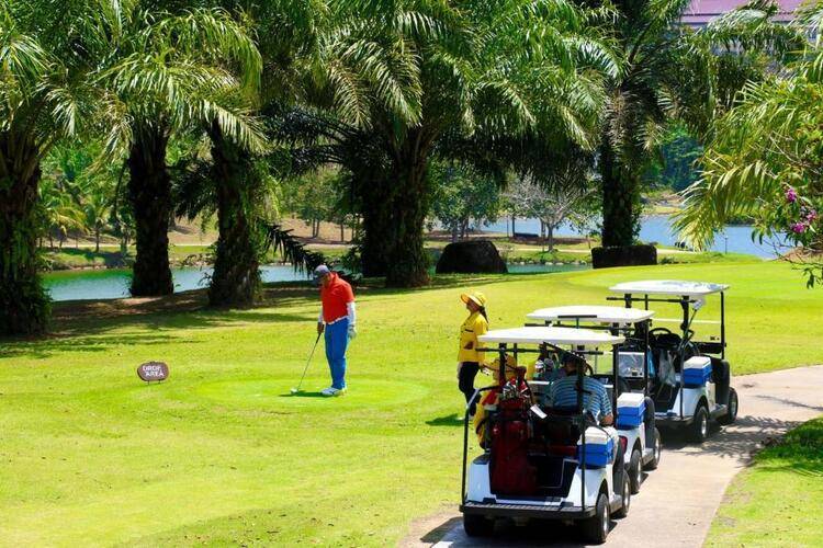 Katathong Golf Resort And Spa