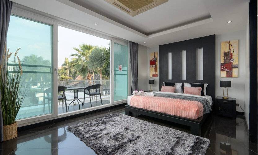 Premium Pool Villa Pattaya