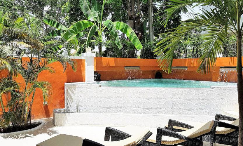 Yai Land - Luxurious Tropical Villa Pattaya