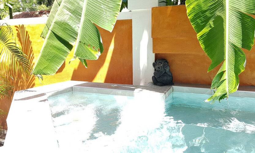 Yai Land - Luxurious Tropical Villa Pattaya