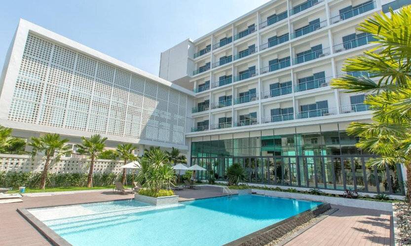 Paragon Grand Resort