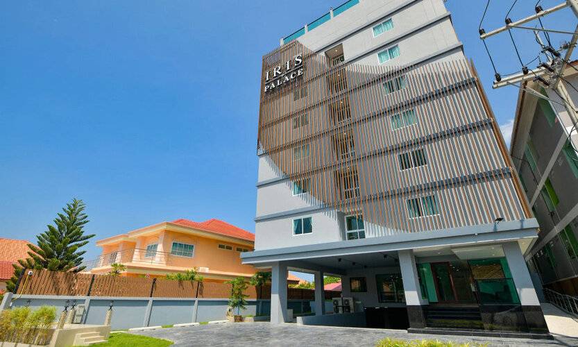 Iris Palace