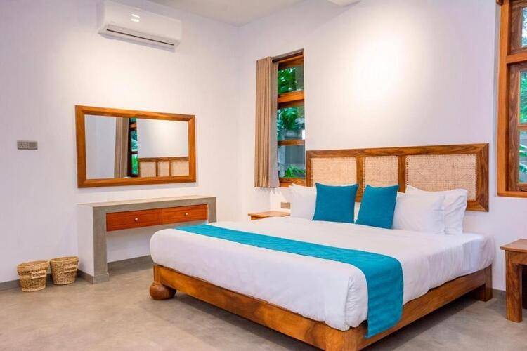 Serenmo Villa
