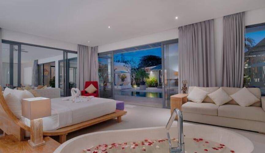 Kutus Kutus Canggu Villa