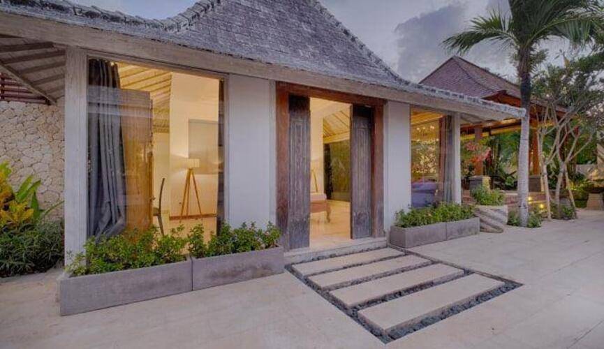 Kutus Kutus Canggu Villa