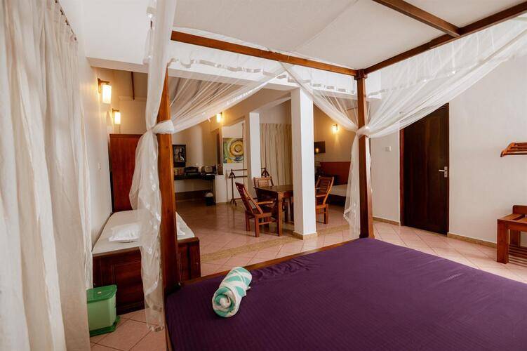 Prince Beach Hotel