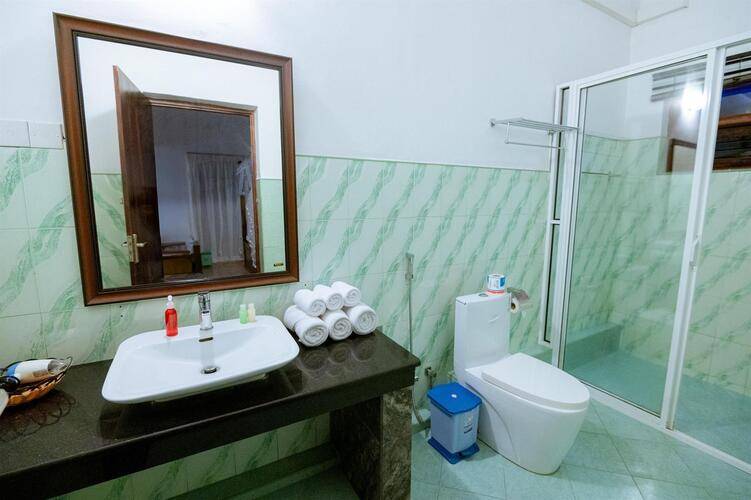 Prince Beach Hotel