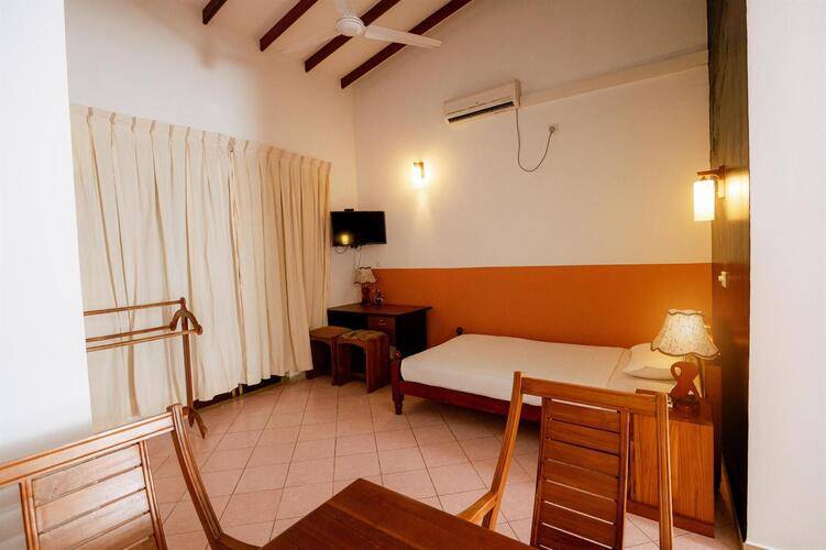 Prince Beach Hotel