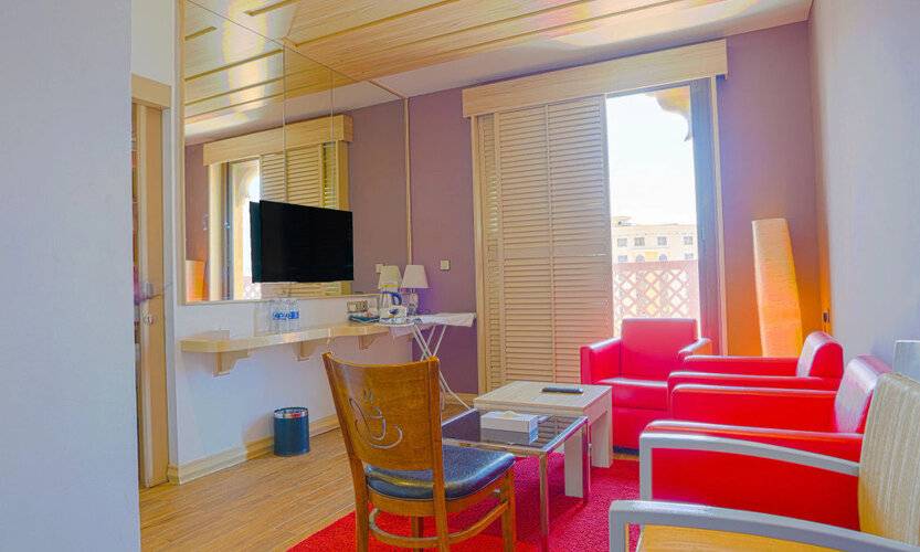 Palette Royal Reflections Hotel And Spa Dubai