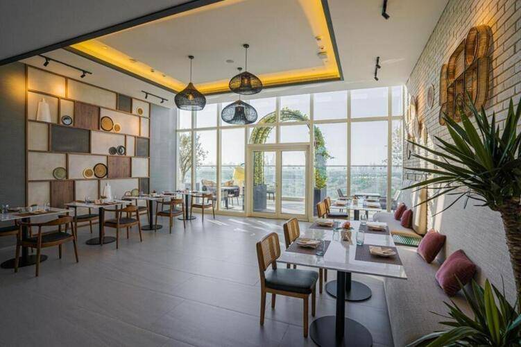 Mövenpick Hotel Jumeirah Village Triangle