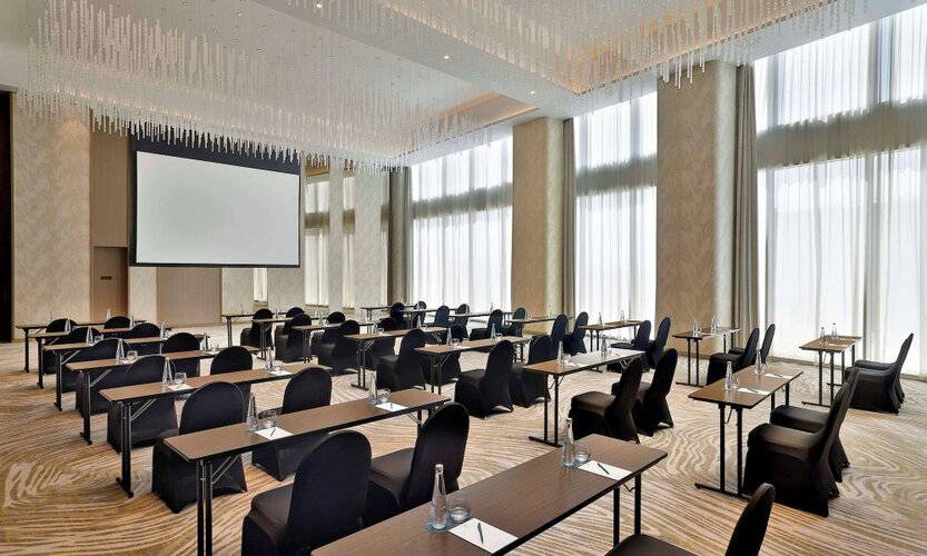 Embassy Suites By Hilton Dubai Business Bay