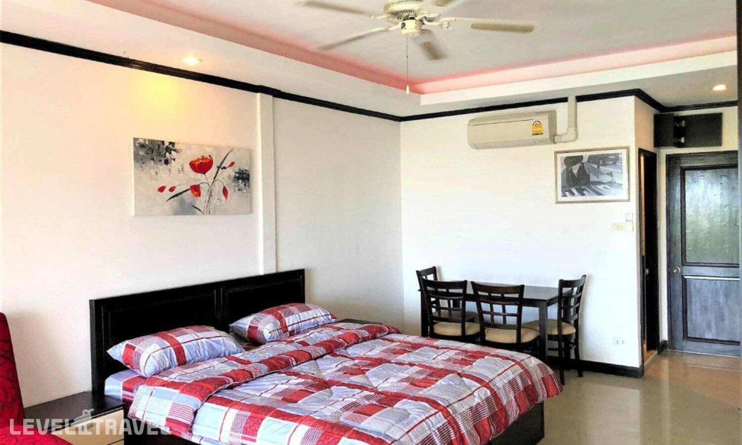 фотографии отеля Top Floor Spacious Studio в Таиланд(Джомтьен) - фото №2