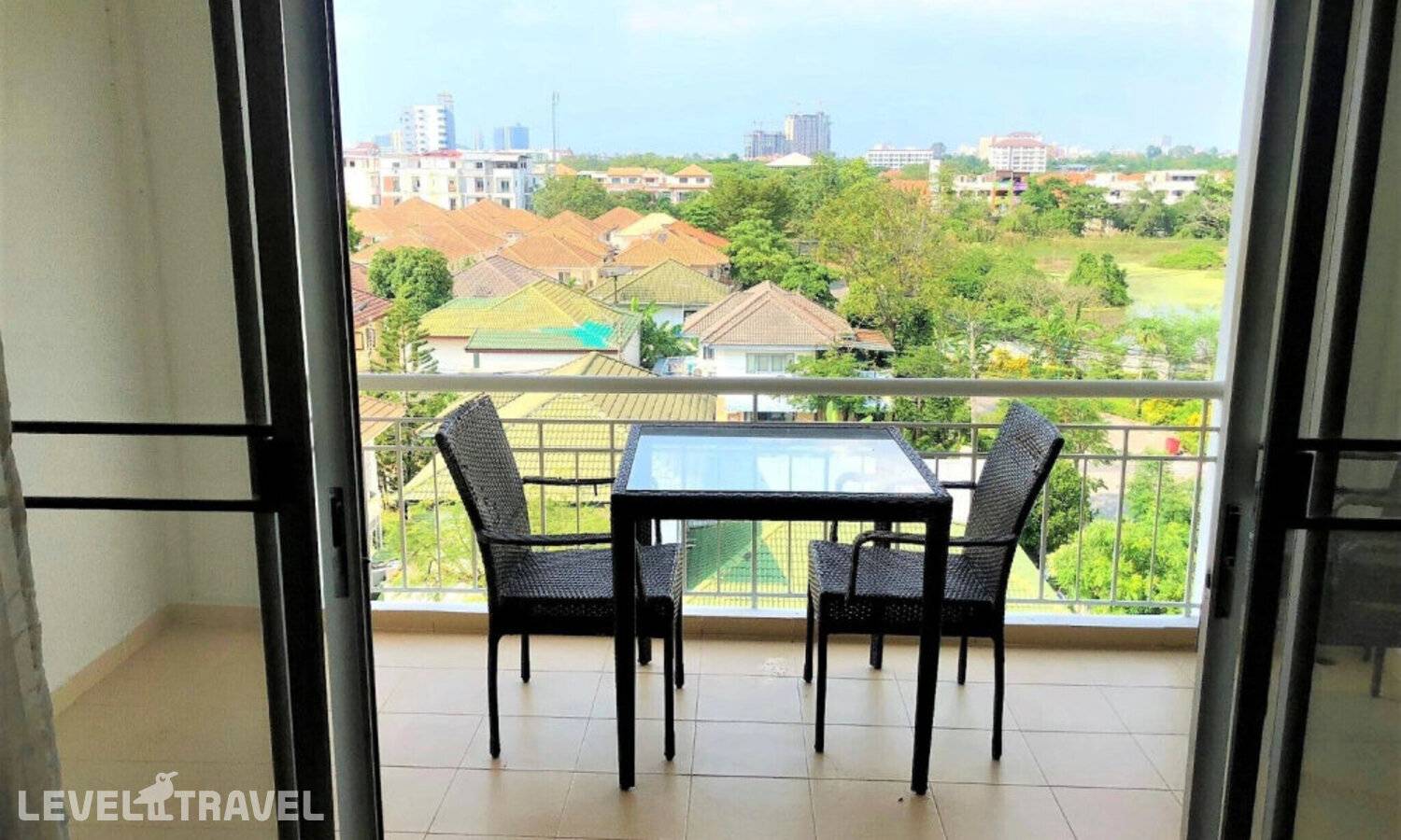 фотографии отеля Top Floor Spacious Studio в Таиланд(Джомтьен) - фото №9