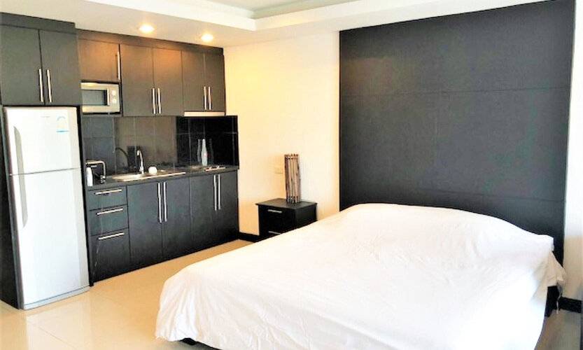 Platinum Suites Studio Condo Jomtien
