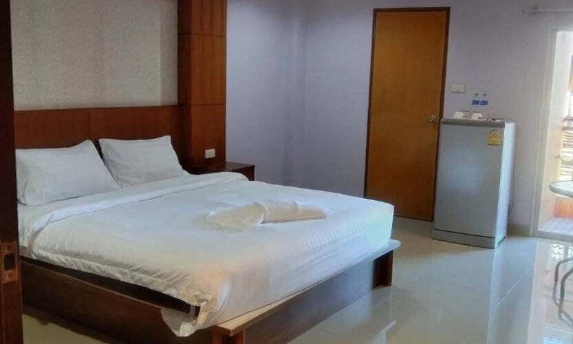 Lucky Inn Residency