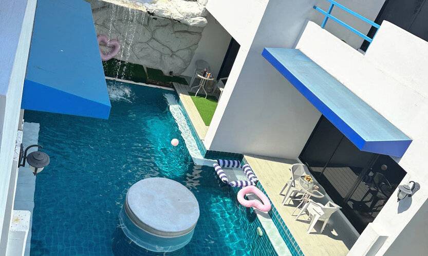 Mona Lisa Pool Villa