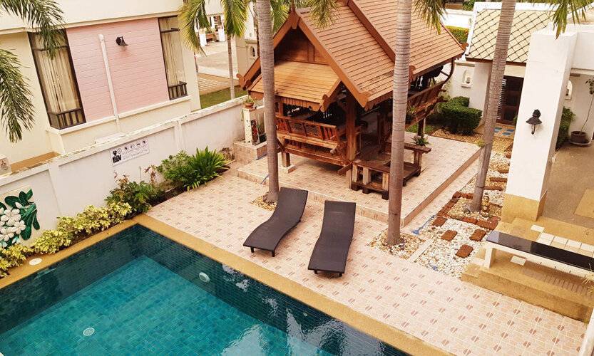 Punnapha Pool Villa Pattaya