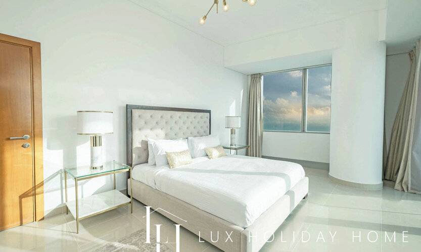 Lux The Sky View Suite