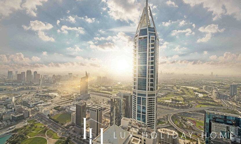 Lux The Sky View Suite