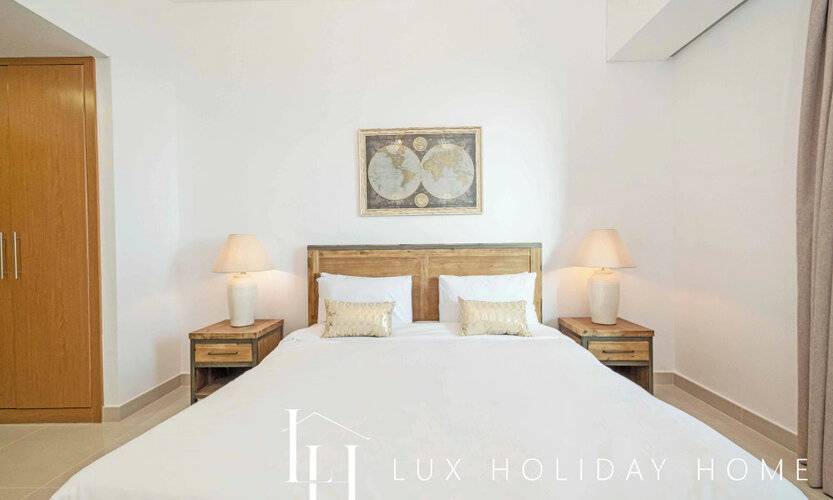 Lux The Sky View Suite