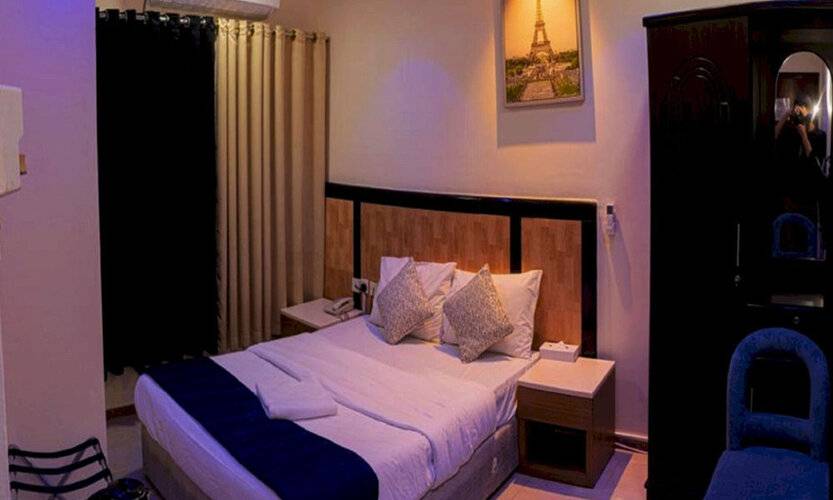 Sharjah Plaza Hotel