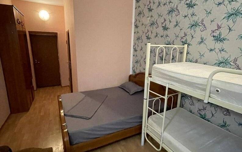 Отель Небуг