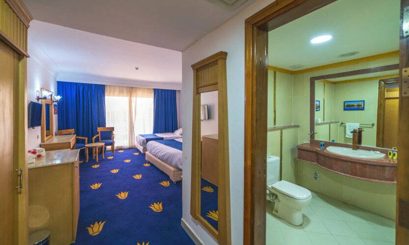 Regency Pyramids Hotel