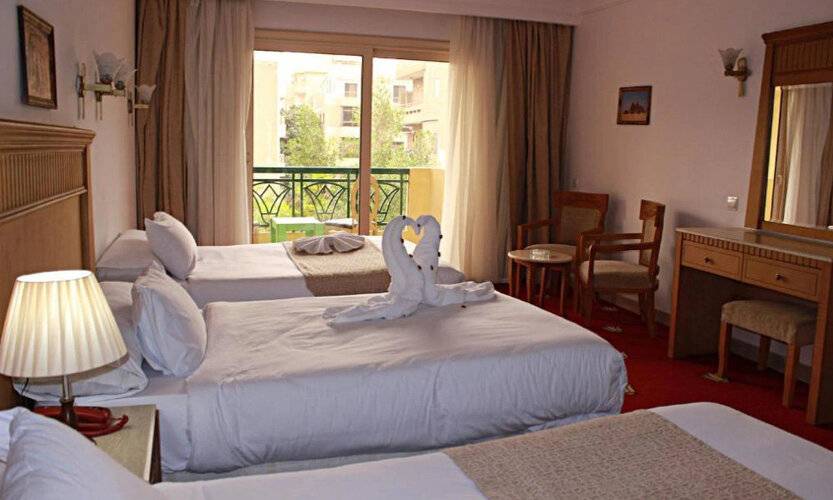 Regency Pyramids Hotel