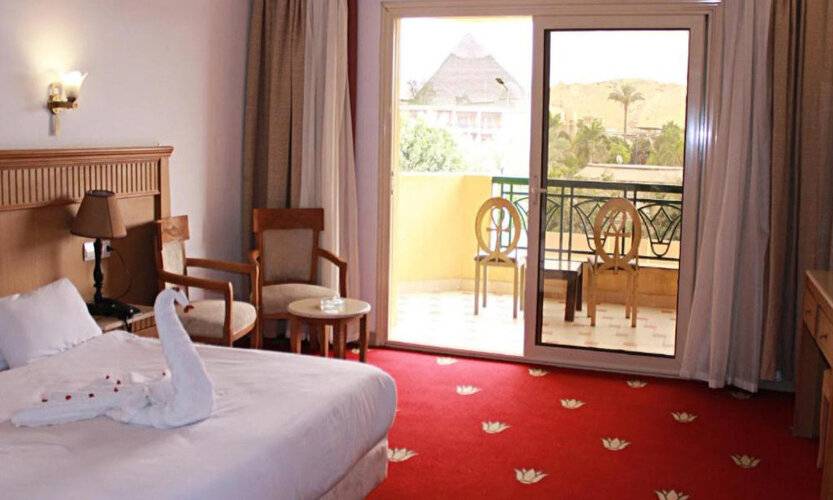 Regency Pyramids Hotel