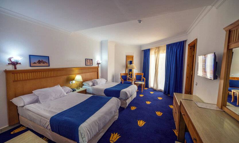 Regency Pyramids Hotel