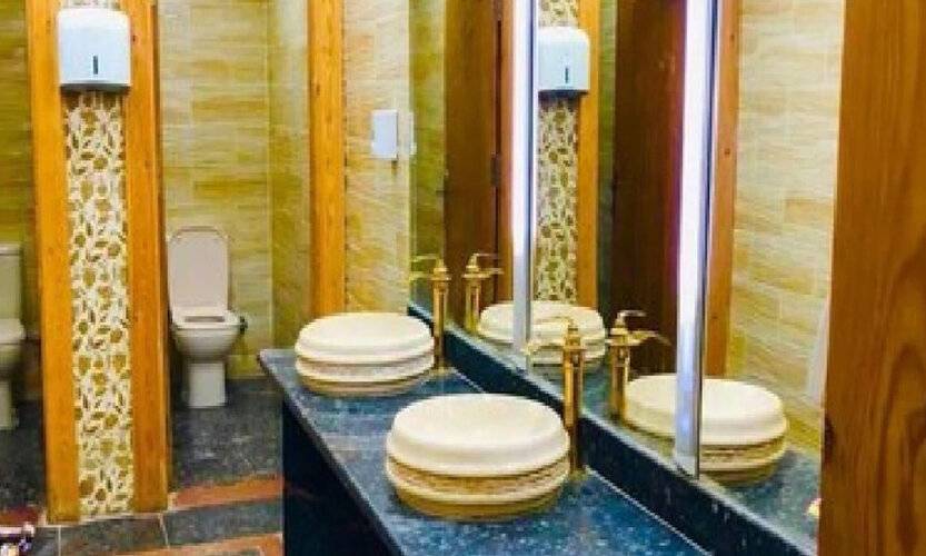 Regency Pyramids Hotel