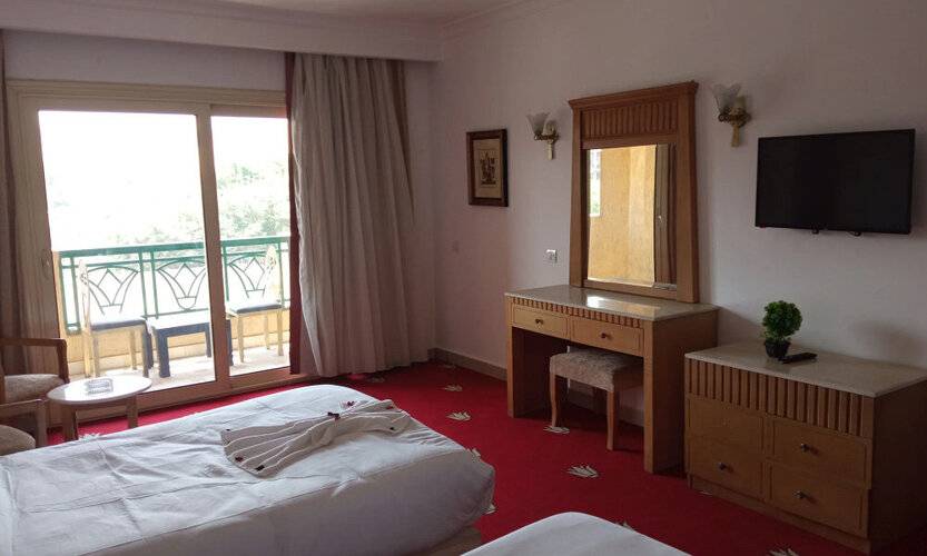 Regency Pyramids Hotel