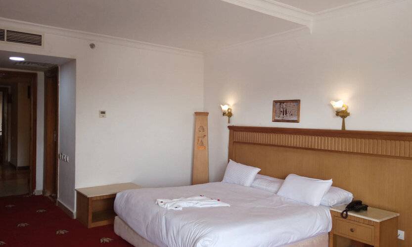 Regency Pyramids Hotel