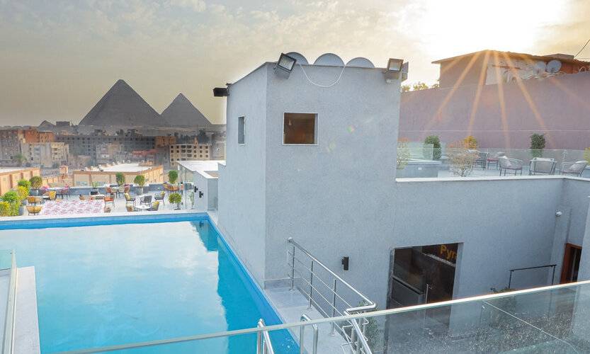 Pyramid Front