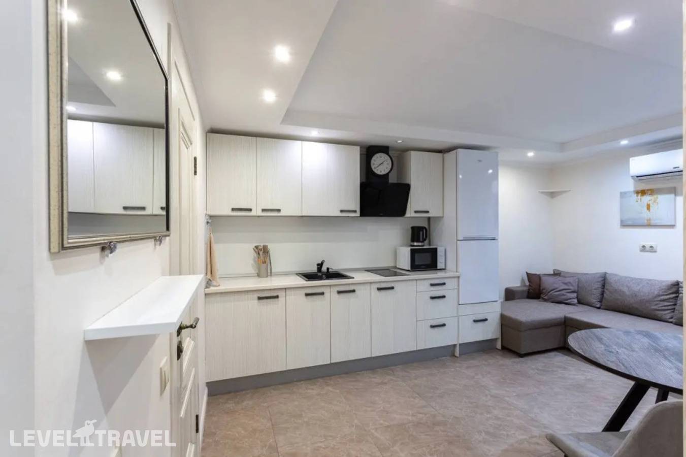 фотографии отеля Апартаменты 4.16 STUDIO VINOGRAD в Россия(Сочи - Центр) - фото №7