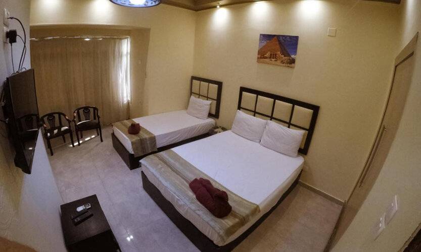 City Hotel