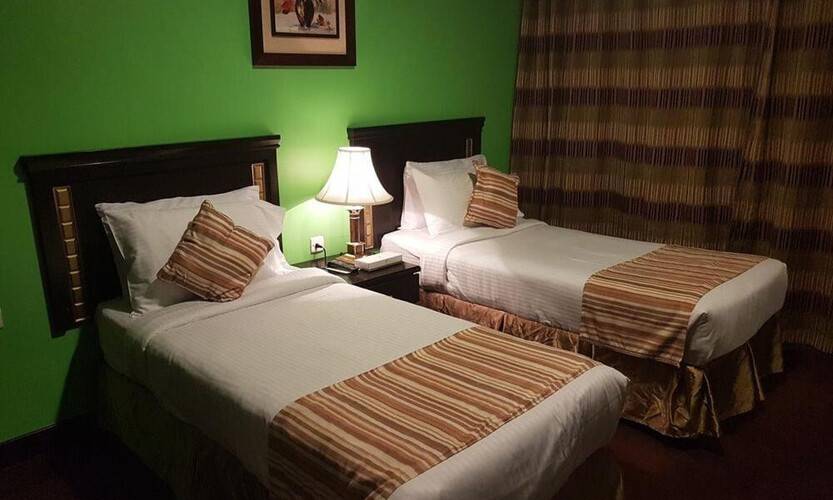 City Hotel
