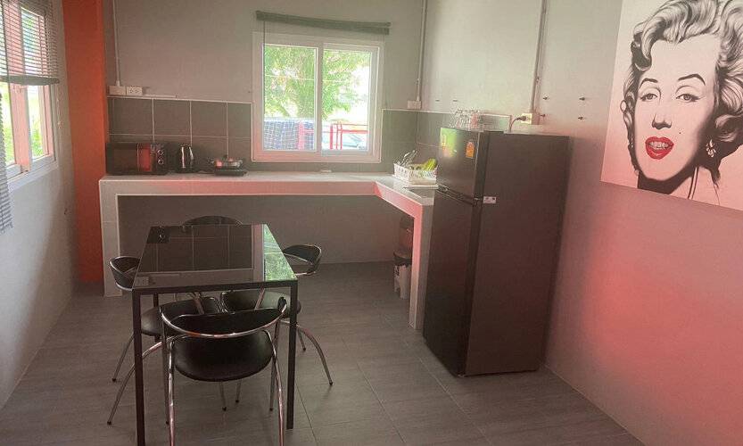 Karon Studio Apartment