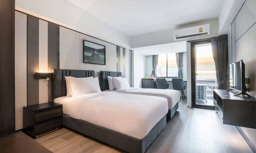 12 The Residence Hotel & Apartment - Sha