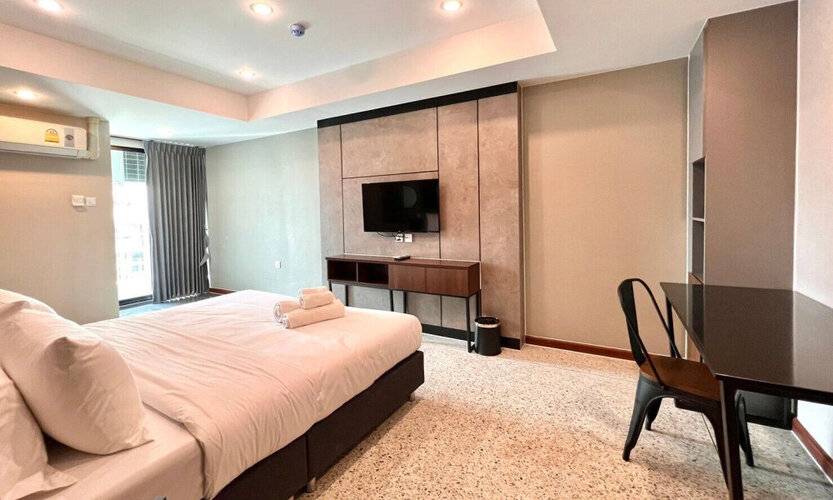12 The Residence Hotel & Apartment - Sha